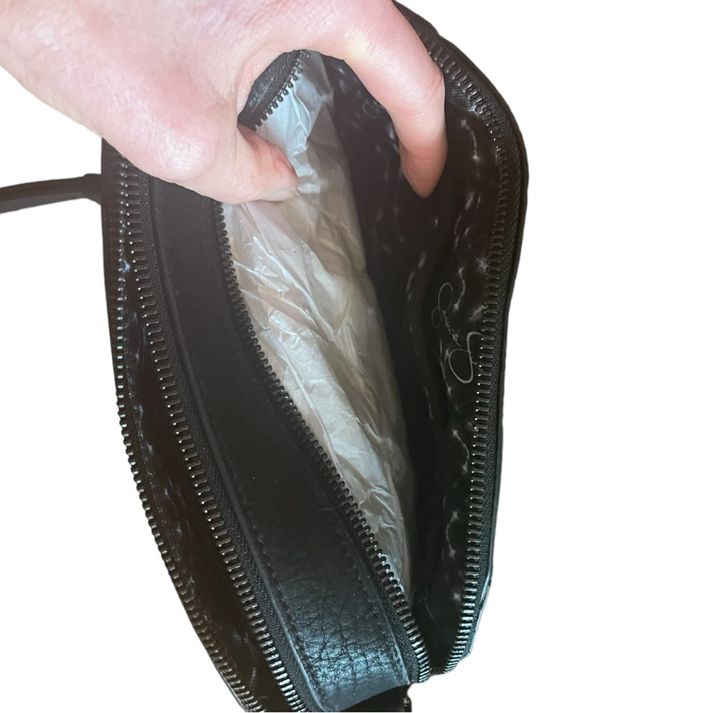 Jessica Simpson Bag - Picture 6 of 7